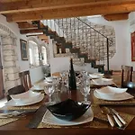 Casa Con Giardino Appartamento *
