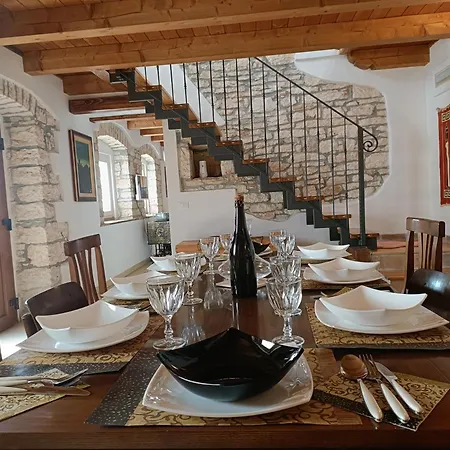 Casa Con Giardino Appartement *